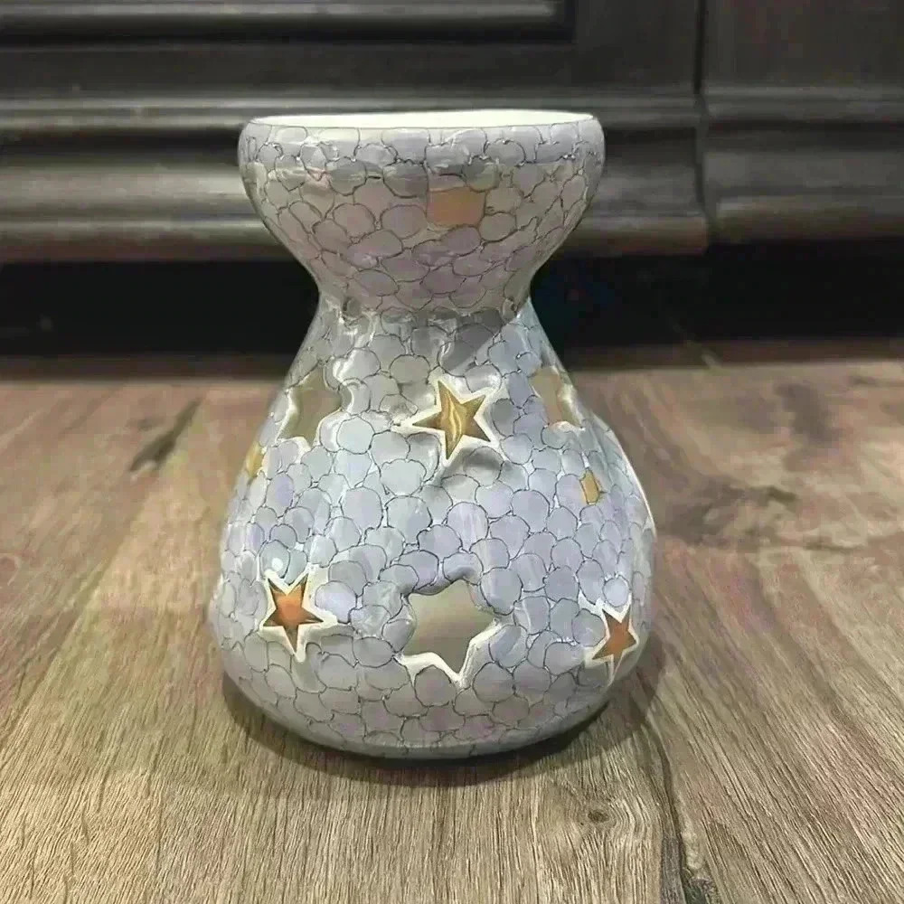 Elegant Starry Ceramic Wax Melt Warmer - Blue & Gold Accents - Picture 2 of 4